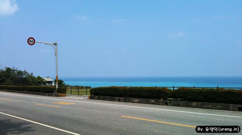 Taiwan Seaside Road 09