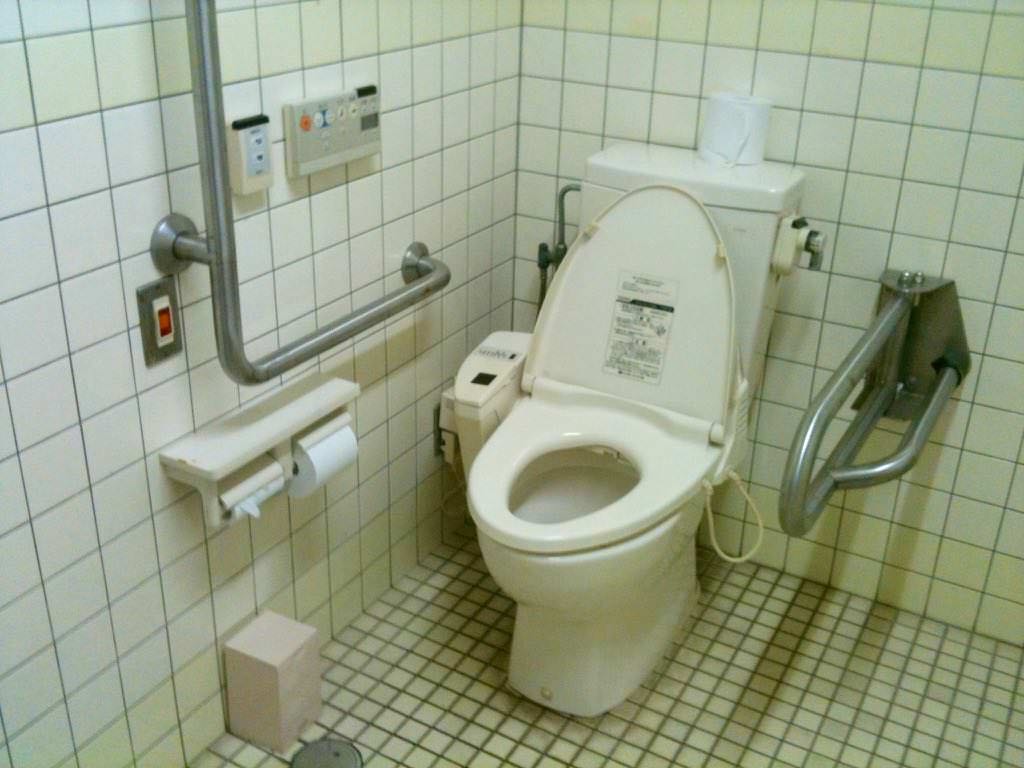 미치노에키 장애인 화장실